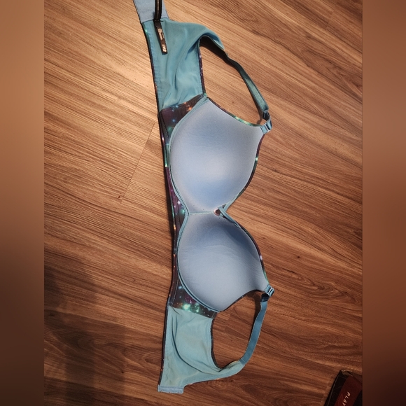 Bundle of Torrid Bras - Picture 2 of 8